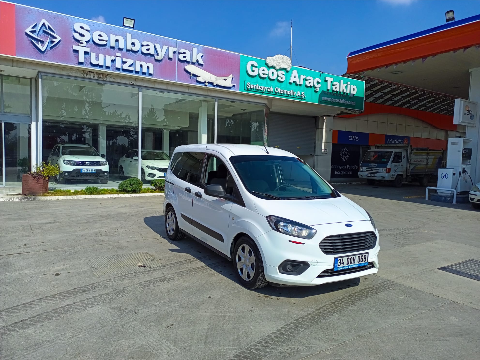 FORD TOURNEO COURIER JOURNEY 1.5 TDCI 100 E6.2 TREND 