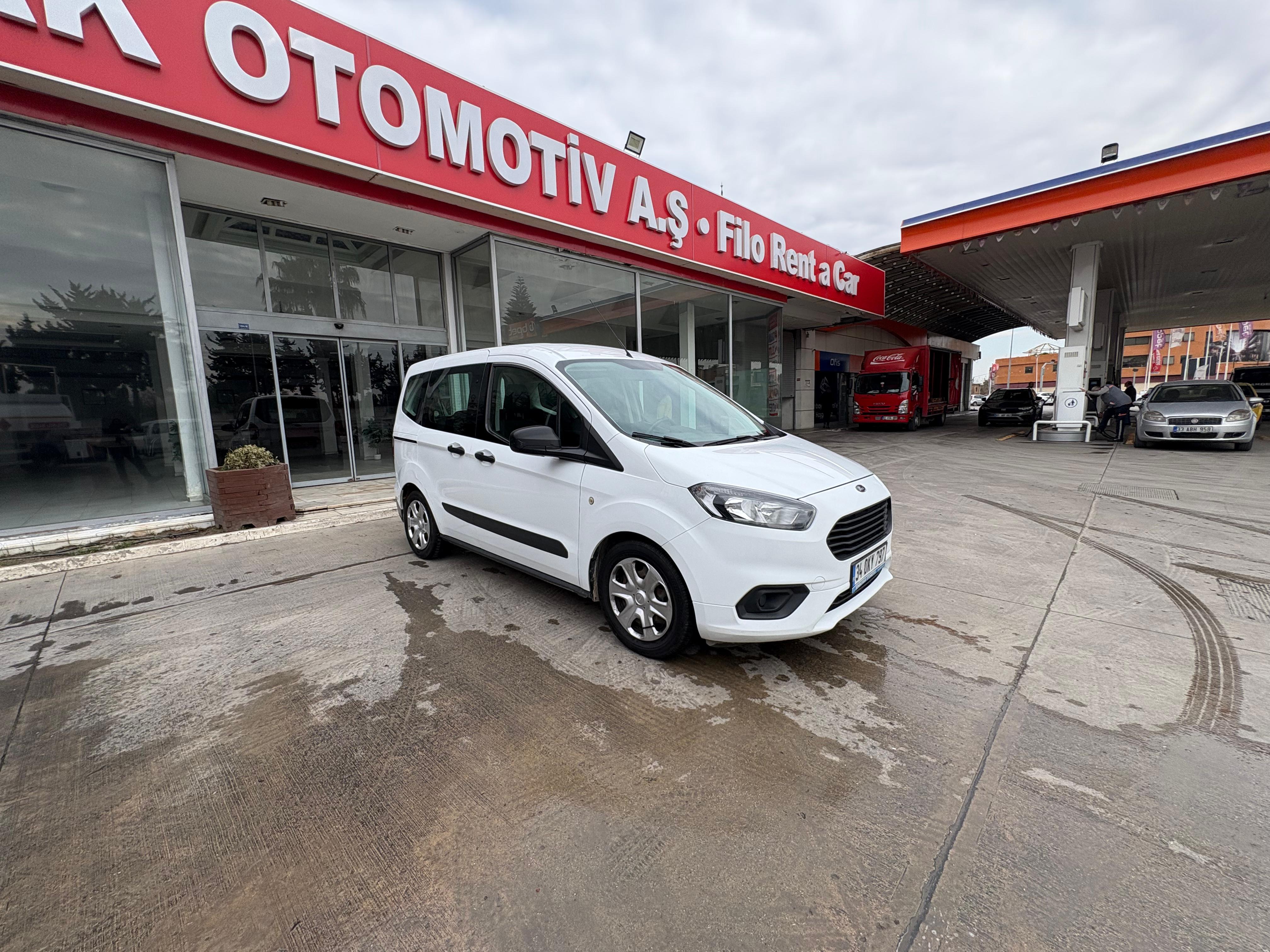 FORD TOURNEO COURIER JOURNEY 1.5 TDCI 100 E6.2 TREND 2020